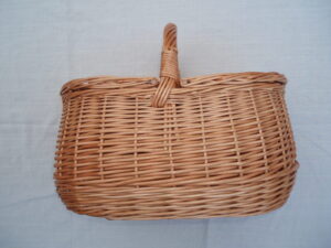 PIKNIKU KORV M SUURUS